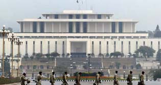 PPP gives up idea of brining NRO to parliament 